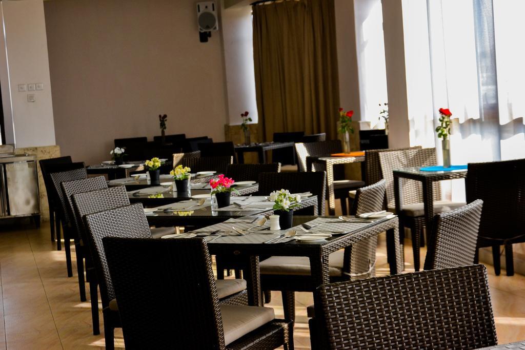 Eddy Suites, Emeli Hotel Nairobi Exterior foto
